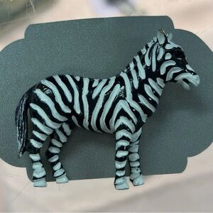 RARE VINTAGE AUTHENTIC SIGNED FLORENZA  ZEBRA BROOCH PIN